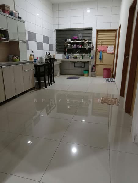 2-storey Terraced House for Sale in Taiping (Perak) - Beeky Lee - Kitchen - PropertyGuru.com.my