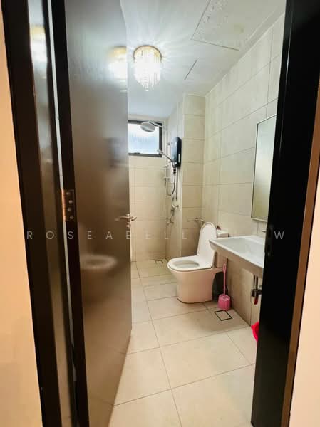 Terraced House for Rent in Cyberjaya (Selangor) - Roseabelle Low - Bathroom - PropertyGuru.com.my