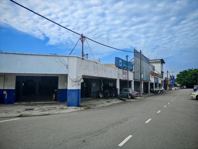 Shop for Sale in Seri Kembangan (Selangor) - Melvin . - Exterior - PropertyGuru.com.my