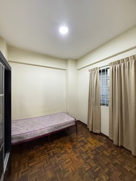 Pangsapuri untuk Disewa di Permas Ville Apartment - Lisa Yeo - Bedroom - PropertyGuru.com.my