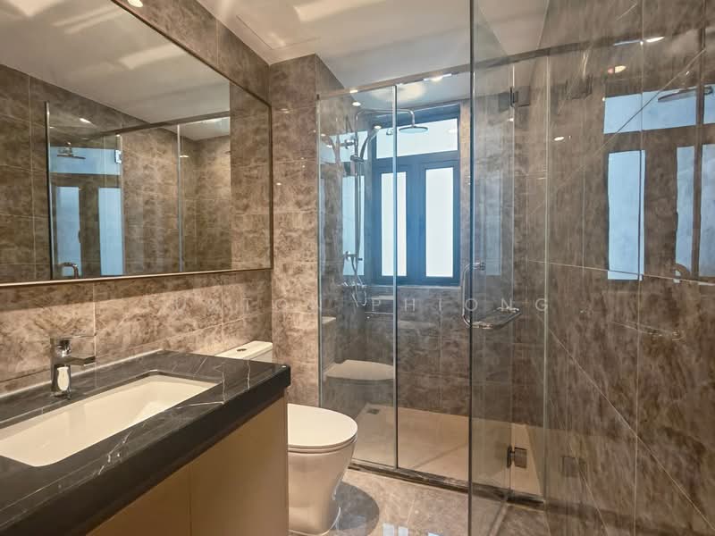 Kondominium untuk Disewa di R&F Princess Cove Phase 2-Seine Region - Tuxton Phiong - Bathroom - PropertyGuru.com.my