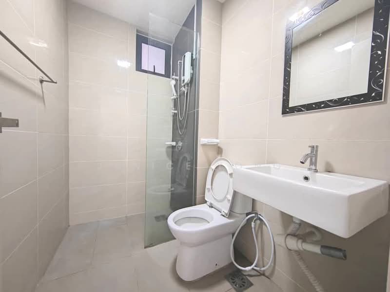 Condominium for Sale at The Raffles Suites - Janice Yong - Bathroom - PropertyGuru.com.my
