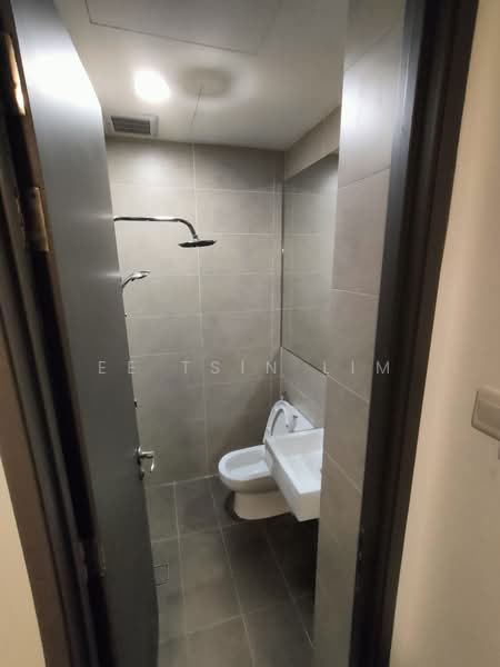 Service Residence for Rent at KL Gateway Premium Residences - Ee Tsin Lim - Bathroom - PropertyGuru.com.my