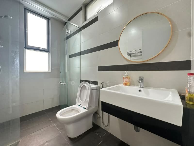Kondominium untuk Disewa di D'Suites Akasia Horizon @ Horizon Hills - John Sia - Bathroom - PropertyGuru.com.my