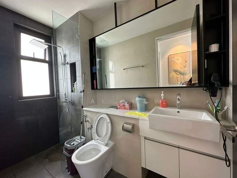Service Residence for Rent at Setia Sky 88 - Real Chew - Bathroom - PropertyGuru.com.my