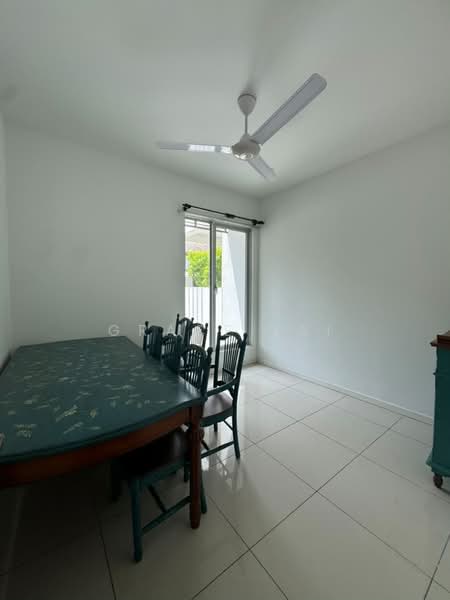 Rumah Teres untuk Disewa di Bandar Tropicana Aman (Telok Panglima Garang) - Grace Lai - Dining Room - PropertyGuru.com.my