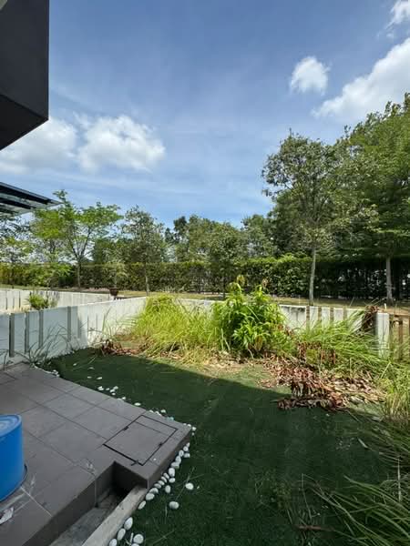 Rumah Teres untuk Disewa di Bandar Tropicana Aman (Telok Panglima Garang) - Grace Lai - Garden - PropertyGuru.com.my