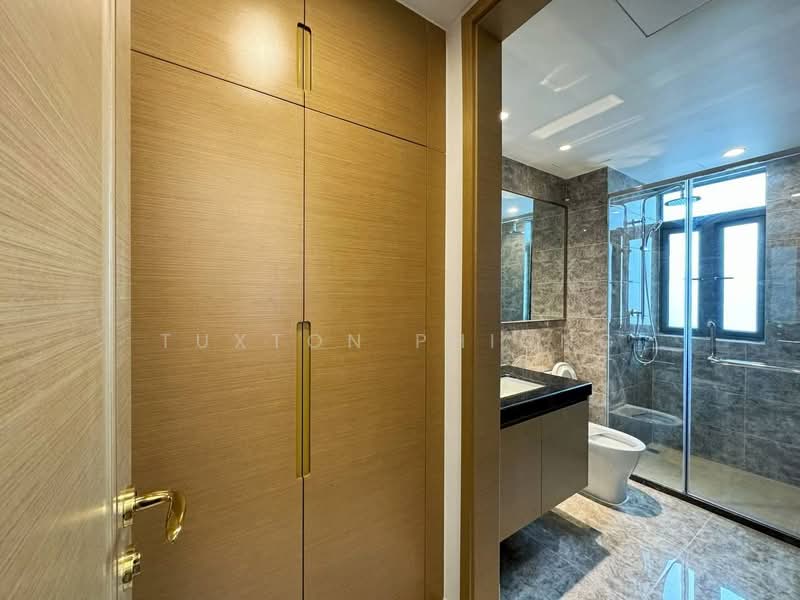 Kondominium untuk Disewa di R&F Princess Cove Phase 2-Seine Region - Tuxton Phiong - Bathroom - PropertyGuru.com.my