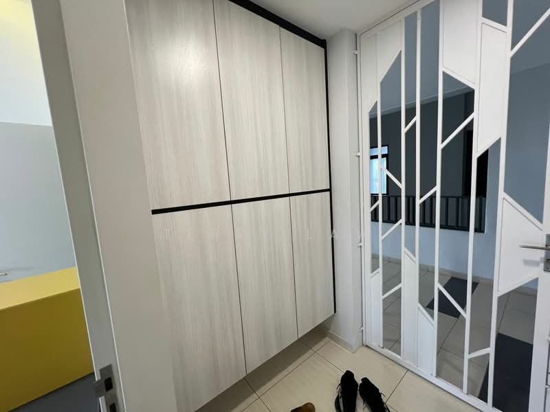 Kondominium untuk Disewa di Inwood Residences - Terry Law - Entrance - PropertyGuru.com.my