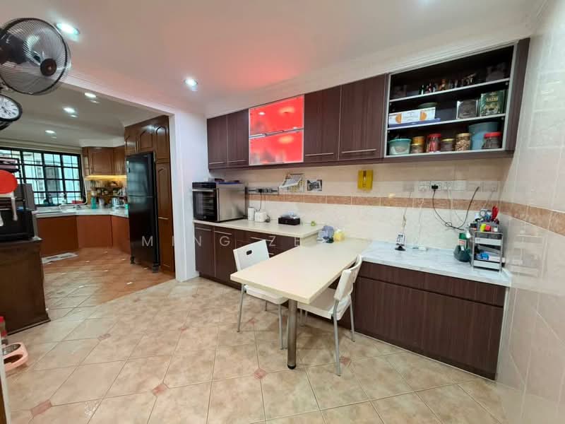 Terraced House for Sale in Bandar Kinrara Seksyen 5 (Bandar Kinrara) - Ming Ze Ong - Kitchen - PropertyGuru.com.my