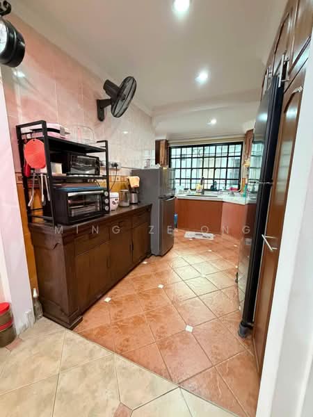 Terraced House for Sale in Bandar Kinrara Seksyen 5 (Bandar Kinrara) - Ming Ze Ong - Kitchen - PropertyGuru.com.my