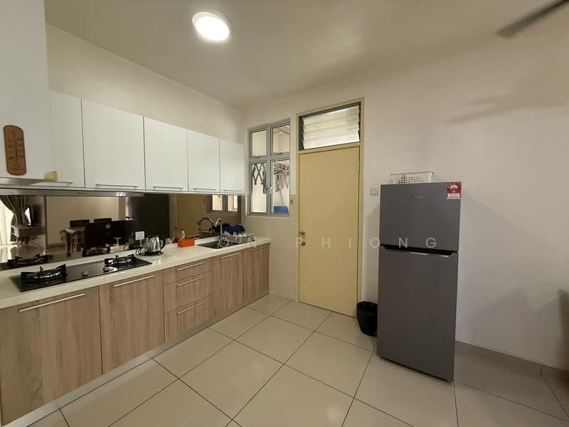 Service Residence for Rent at One Sentral Serviced Residence - Tuxton Phiong - Kitchen - PropertyGuru.com.my