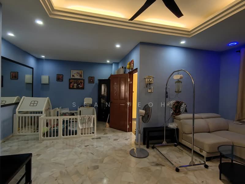 2-storey Terraced House for Sale in Johor Bahru (Johor) - Sean Yeoh - Living Room - PropertyGuru.com.my