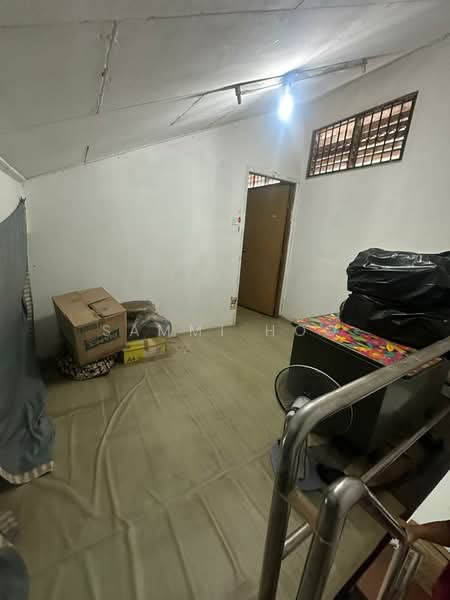 Rumah Teres 1-Tingkat untuk Dijual di Taman Rinting (Masai) - Sammi Hoo - PropertyGuru.com.my
