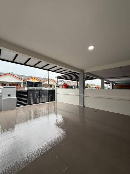 Rumah Teres 1 Tingkat untuk Dijual di Taman Mount Austin (Tebrau) - Jay Boon - PropertyGuru.com.my