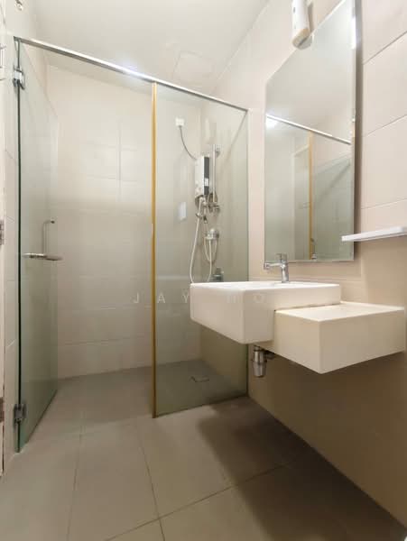 Servis Apartment untuk Disewa di Sunway Citrine Residences - Jay Ho - Bathroom - PropertyGuru.com.my