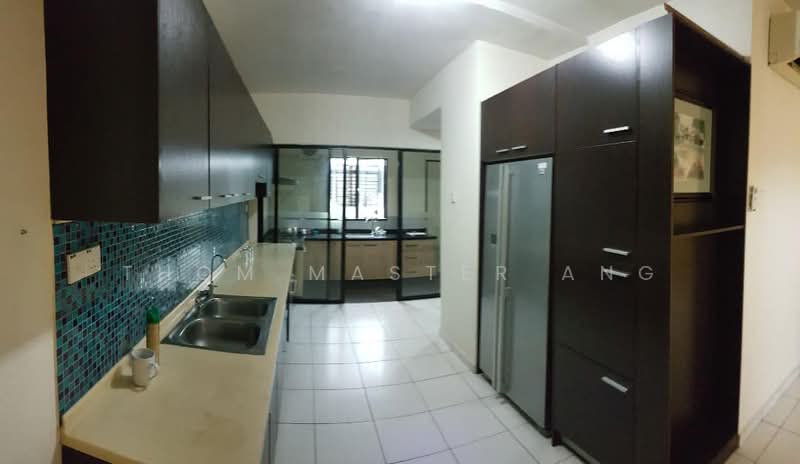 3-storey Terraced House for Sale in Taman Tasik Damai (Sungai Besi) - Thom Master Ang - Kitchen - PropertyGuru.com.my