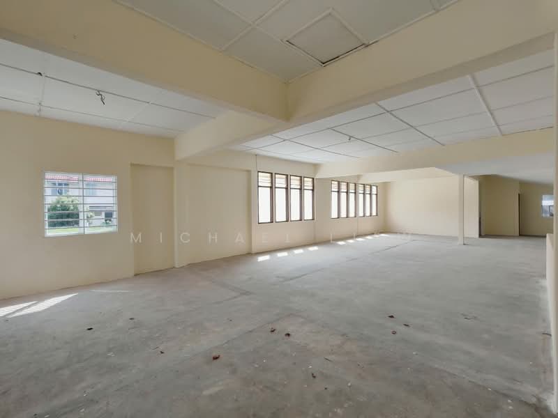 Shop / Office untuk Dijual di Taman Bukit Chedang (Seremban) - Michael Liew - Interior - PropertyGuru.com.my