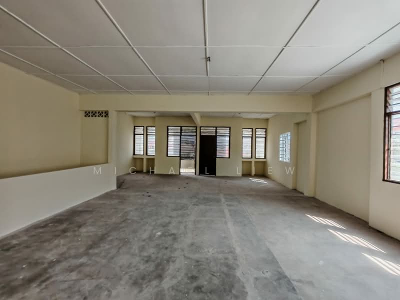 Shop / Office untuk Dijual di Taman Bukit Chedang (Seremban) - Michael Liew - Interior - PropertyGuru.com.my