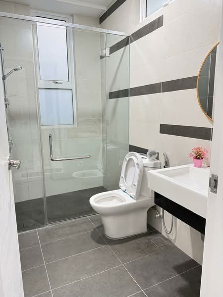 Kondominium untuk Disewa di D'Suites Akasia Horizon @ Horizon Hills - Tuxton Phiong - Bathroom - PropertyGuru.com.my