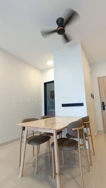 Servis Apartment untuk Disewa di Baron Residence @ Lake City - Renetta Jau - Dining Room - PropertyGuru.com.my