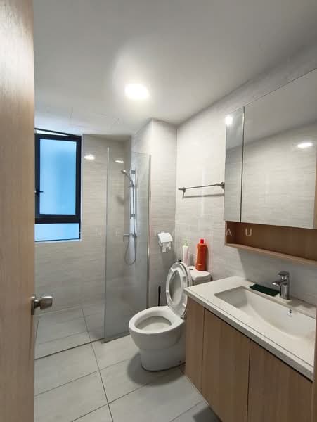 Servis Apartment untuk Disewa di Baron Residence @ Lake City - Renetta Jau - Bathroom - PropertyGuru.com.my