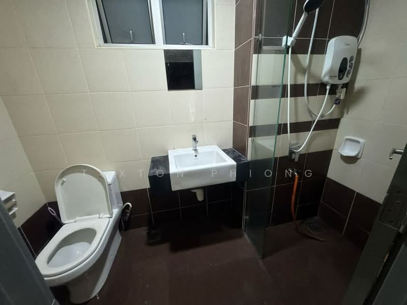 Servis Apartment untuk Disewa di One Sentral Serviced Residence - Tuxton Phiong - Bathroom - PropertyGuru.com.my