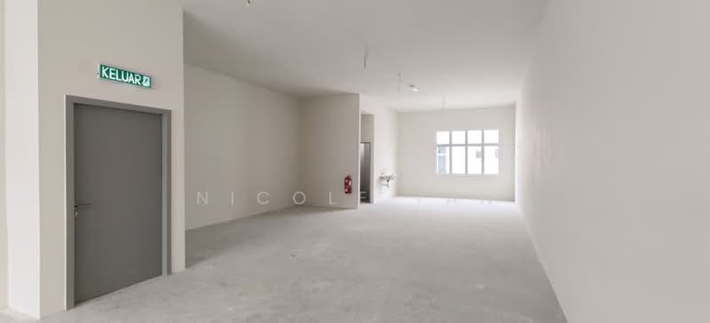 Shop for Rent in Labu (Negeri Sembilan) - Nicole Tan - Entrance - PropertyGuru.com.my