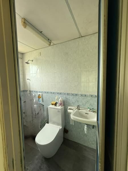 Apartment for Sale at Bistari Impian Apartment - Vivien Tan - Bathroom - PropertyGuru.com.my