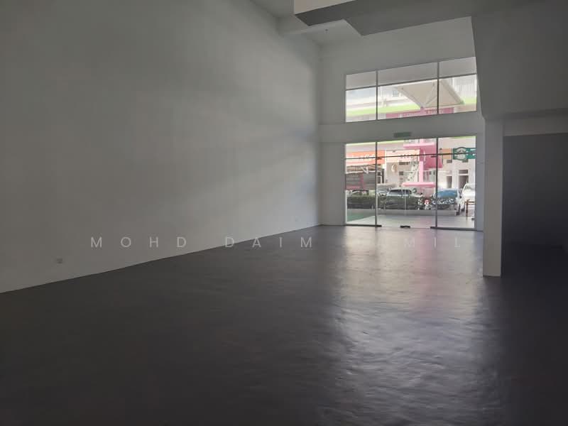 Shop for Rent in Taman Anggun (Rawang) - Mohd Daim Jamil - Interior - PropertyGuru.com.my