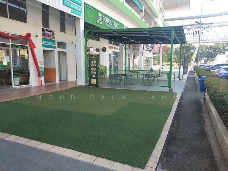 Shop for Rent in Taman Anggun (Rawang) - Mohd Daim Jamil - Exterior - PropertyGuru.com.my