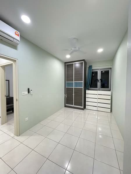 Pangsapuri untuk Disewa di Residensi Seri Wahyu - Vincent Lai - Bedroom - PropertyGuru.com.my