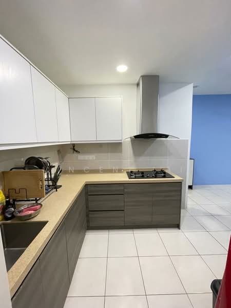 Pangsapuri untuk Disewa di Residensi Seri Wahyu - Vincent Lai - Kitchen - PropertyGuru.com.my