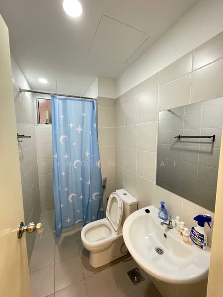 Pangsapuri untuk Disewa di Residensi Seri Wahyu - Vincent Lai - Bathroom - PropertyGuru.com.my