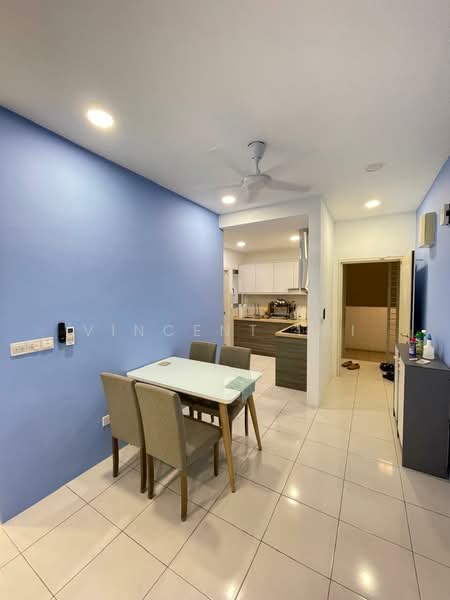 Pangsapuri untuk Disewa di Residensi Seri Wahyu - Vincent Lai - Dining Room - PropertyGuru.com.my