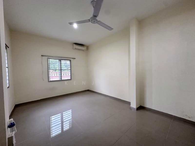 Semi-Detached House for Sale in Taman Gembira (Jalan Klang Lama (Old Klang Road)) - Kenji Ti - PropertyGuru.com.my