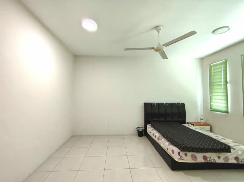 Rumah Teres 2-Tingkat untuk Dijual di Shah Alam (Selangor) - Tan Bee Choo - Bedroom - PropertyGuru.com.my