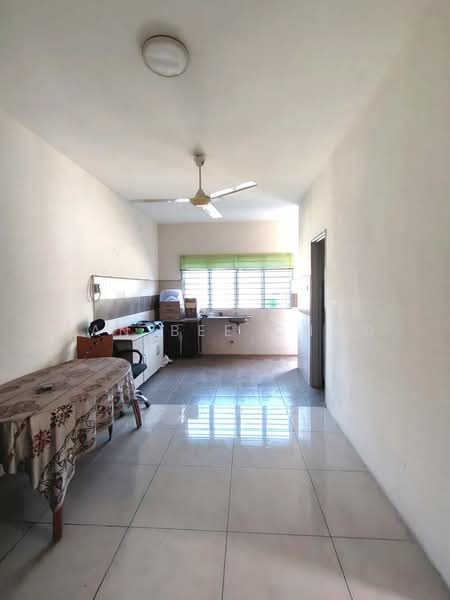 Rumah Teres 2-Tingkat untuk Dijual di Shah Alam (Selangor) - Tan Bee Choo - Kitchen - PropertyGuru.com.my