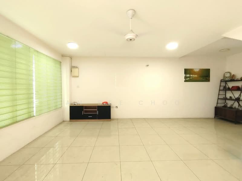Rumah Teres 2-Tingkat untuk Dijual di Shah Alam (Selangor) - Tan Bee Choo - Living Room - PropertyGuru.com.my