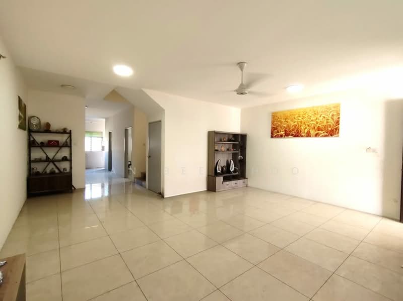 Rumah Teres 2-Tingkat untuk Dijual di Shah Alam (Selangor) - Tan Bee Choo - Living Room - PropertyGuru.com.my