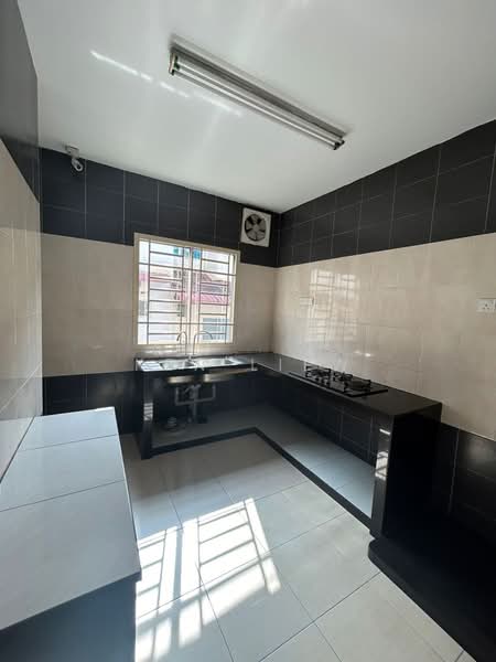 Rumah Teres 2-Tingkat untuk Disewa di Ehsan Jaya (Johor Bahru) - Ken Liew - PropertyGuru.com.my