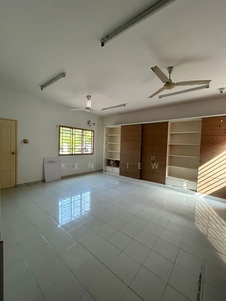 Rumah Teres 2-Tingkat untuk Disewa di Ehsan Jaya (Johor Bahru) - Ken Liew - PropertyGuru.com.my