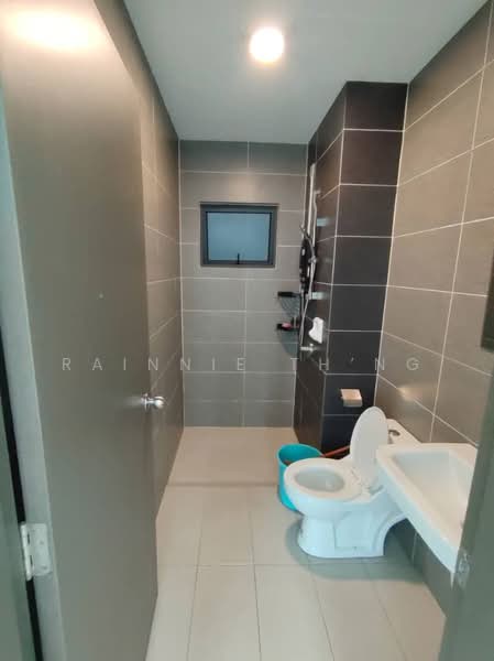 Condominium for Rent at The Henge - Rainnie Th’ng - Bathroom - PropertyGuru.com.my