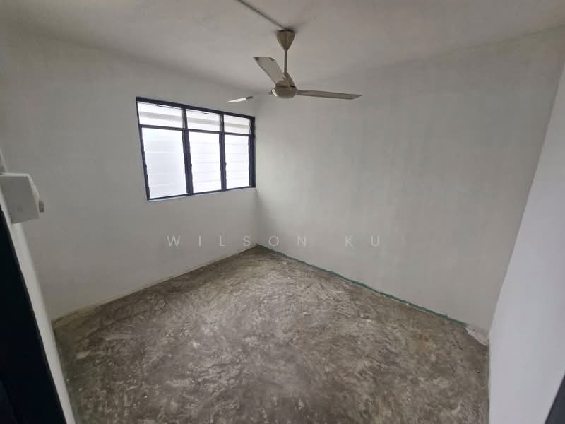 Rumah Flat untuk Disewa di Taman Daya - Jalan Pinang 3, 4 - Wilson Ku - PropertyGuru.com.my