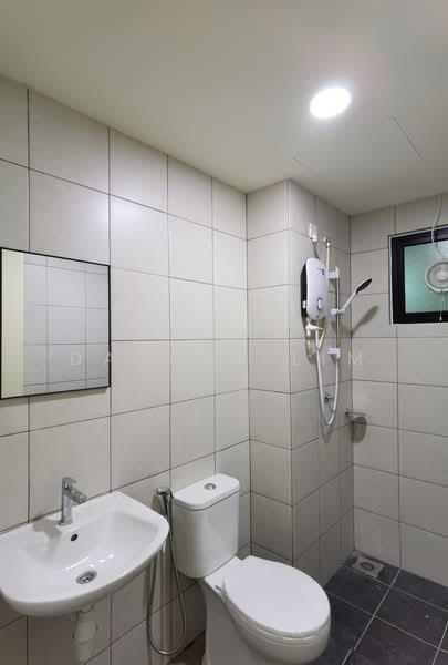 Kediaman Servis untuk Disewa di Edusphere - Darren Lim - Bathroom - PropertyGuru.com.my