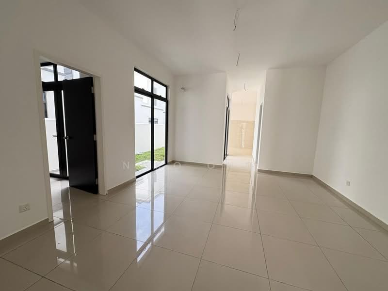 Cluster House for Sale in Eco Botanic (Iskandar Puteri (Nusajaya)) - Niko Ong - Living Room - PropertyGuru.com.my