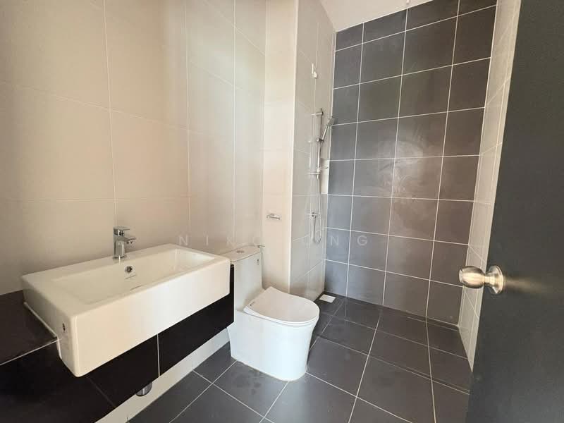 Cluster House for Sale in Eco Botanic (Iskandar Puteri (Nusajaya)) - Niko Ong - Bathroom - PropertyGuru.com.my