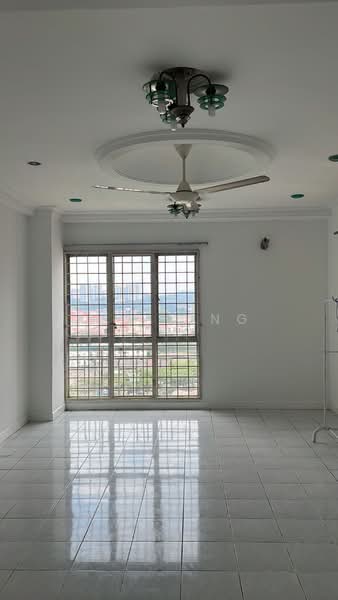 Condominium for Sale at Ridzuan Condominium - Key Ling - Living Room - PropertyGuru.com.my