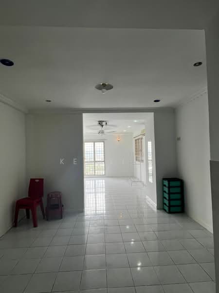 Condominium for Sale at Ridzuan Condominium - Key Ling - Living Room - PropertyGuru.com.my