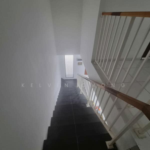 2-storey Terraced House for Rent in Taman Tasek Mewah (Ipoh) - Kelvin Chong - Corridor - PropertyGuru.com.my
